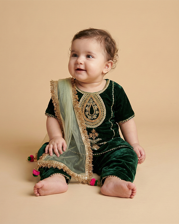 Emerald green velvet kurta salwar set for girls with dupatta