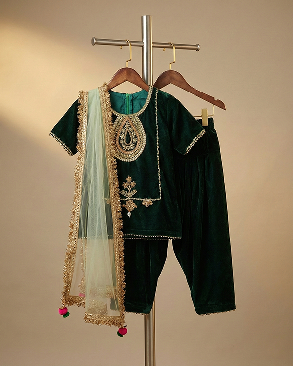 Emerald green velvet kurta salwar set for girls with dupatta
