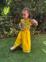 Load image into Gallery viewer, girls ethnic lehenga set for wedding celebrations