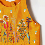 Load image into Gallery viewer, BYB PREMIUM Dola silk embroidered halter top and Paneled skirt set - BYB PREMIUM