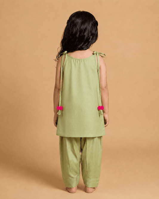 Girls Pastel Green Chanderi Kurta with Dhoti Pants - BYB PREMIUM