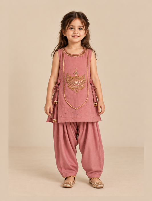 Girls Viscose Chanderi Zardozi Embroidered Top and Pants Set