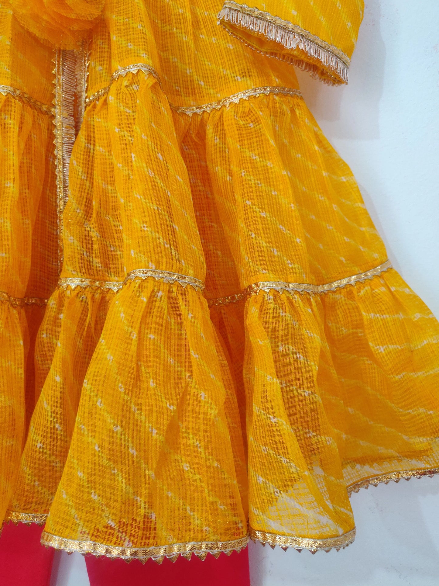 Girls Yellow Patola Kurta Pyjama Set