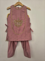 Girls Viscose Chanderi Zardozi Embroidered Top and Pants Set
