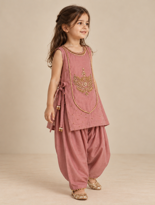 Girls Viscose Chanderi Zardozi Embroidered Top and Pants Set