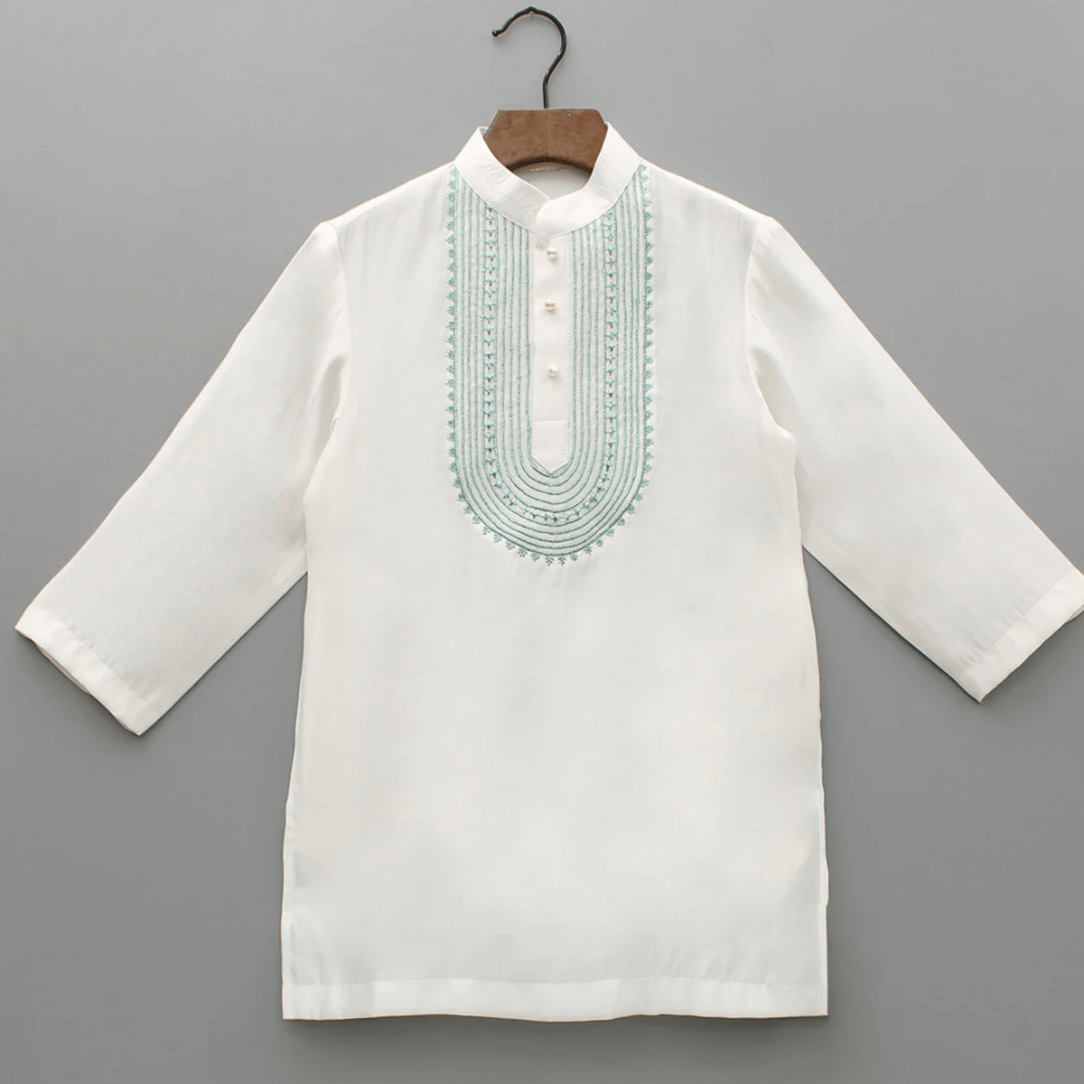 Boys ivory chanderi embroidered kurta pajama set for festive & wedding wear   byb premium