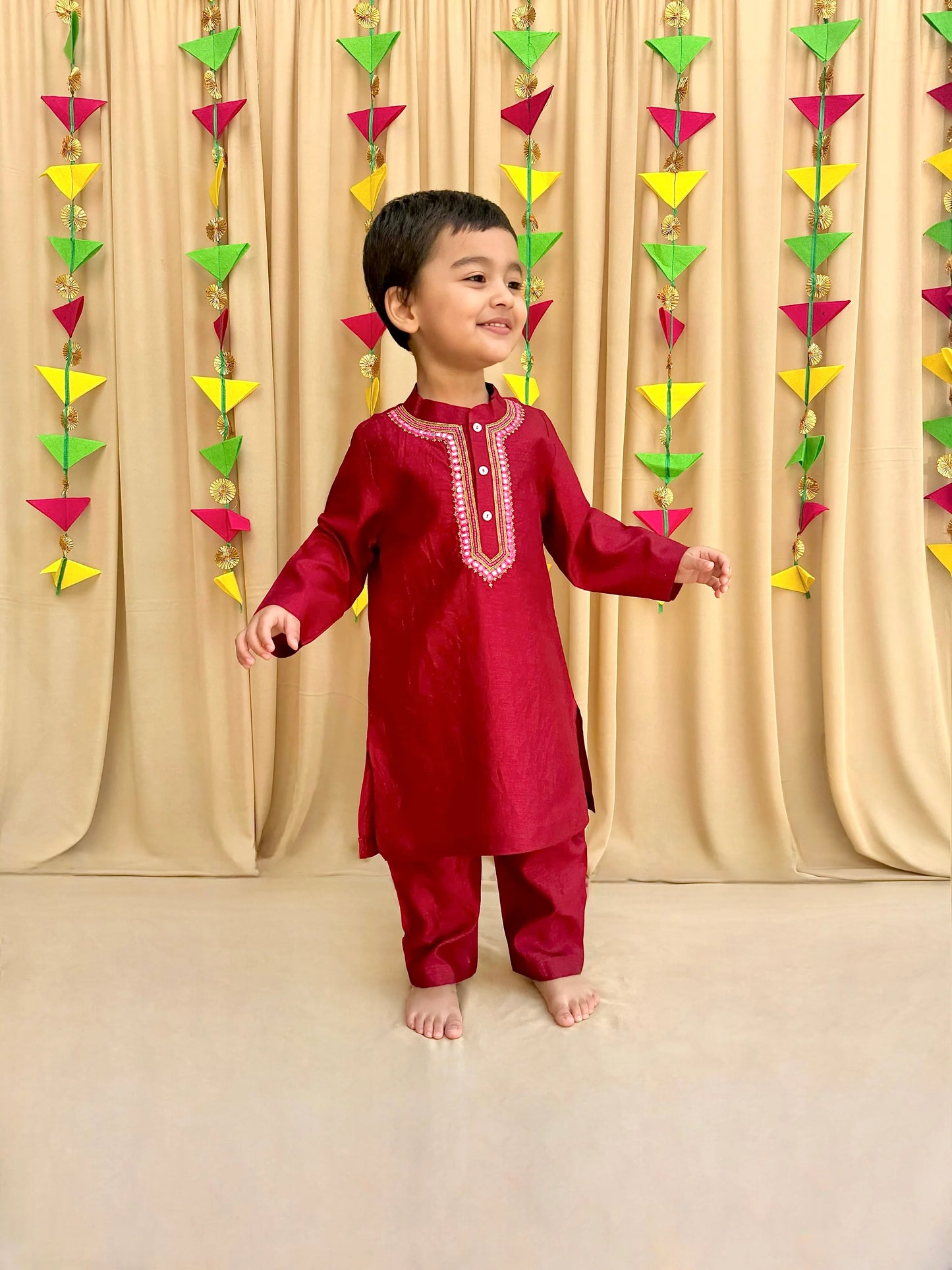Maroon Kurta Pyjama with Mirror & Thread Embroidery
