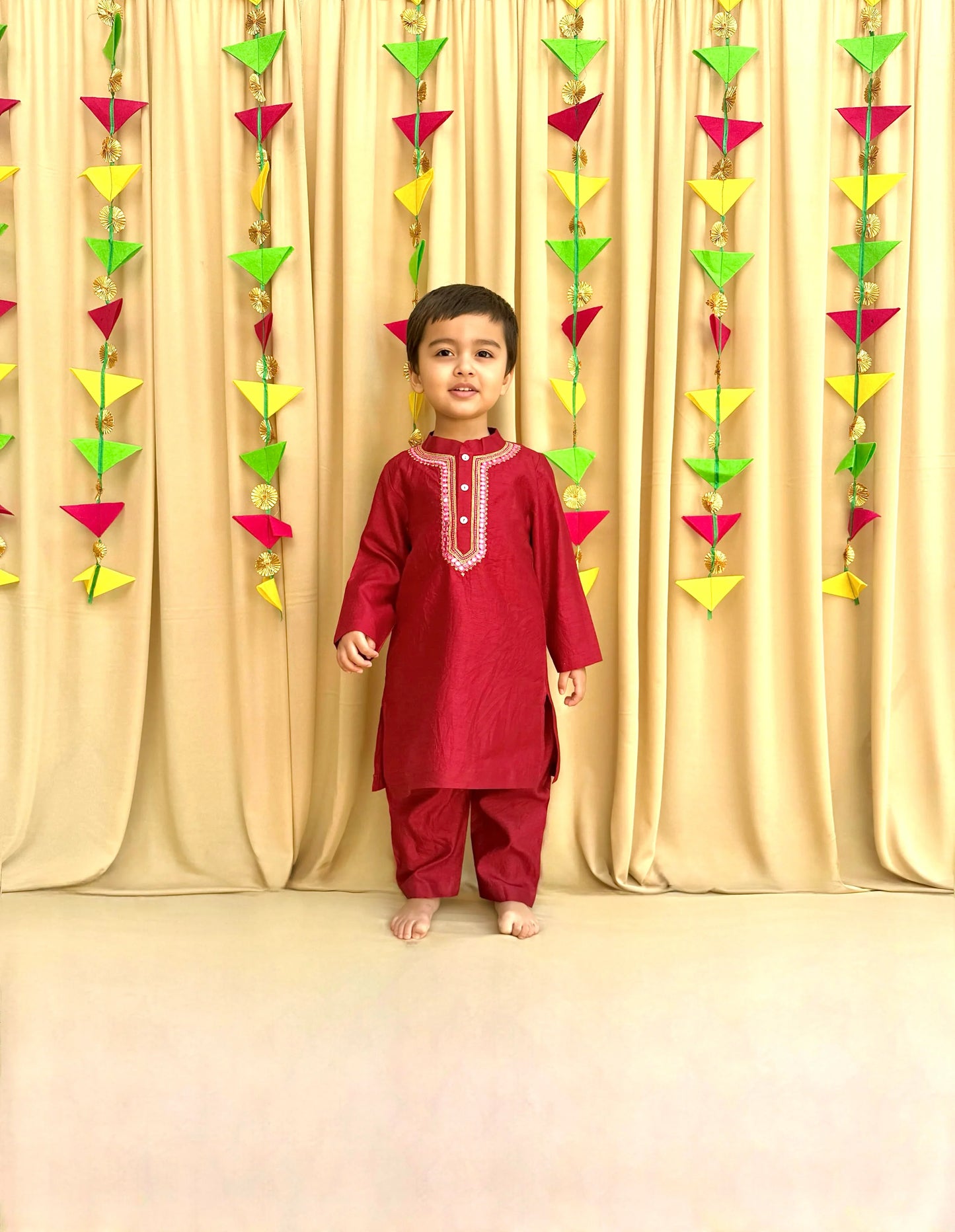 Maroon Kurta Pyjama with Mirror & Thread Embroidery