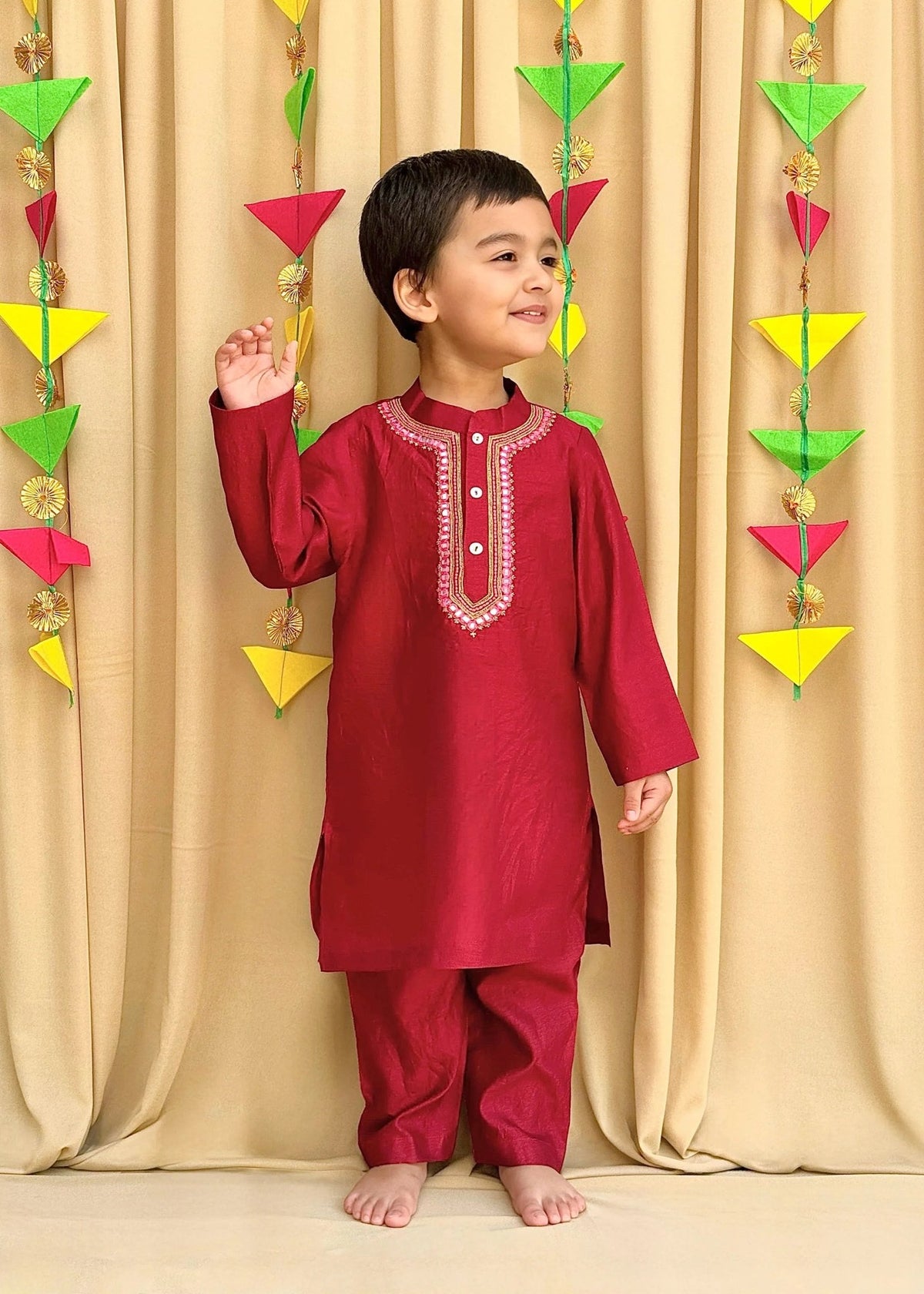 Maroon kurta pyjama with mirror & thread embroidery   byb premium