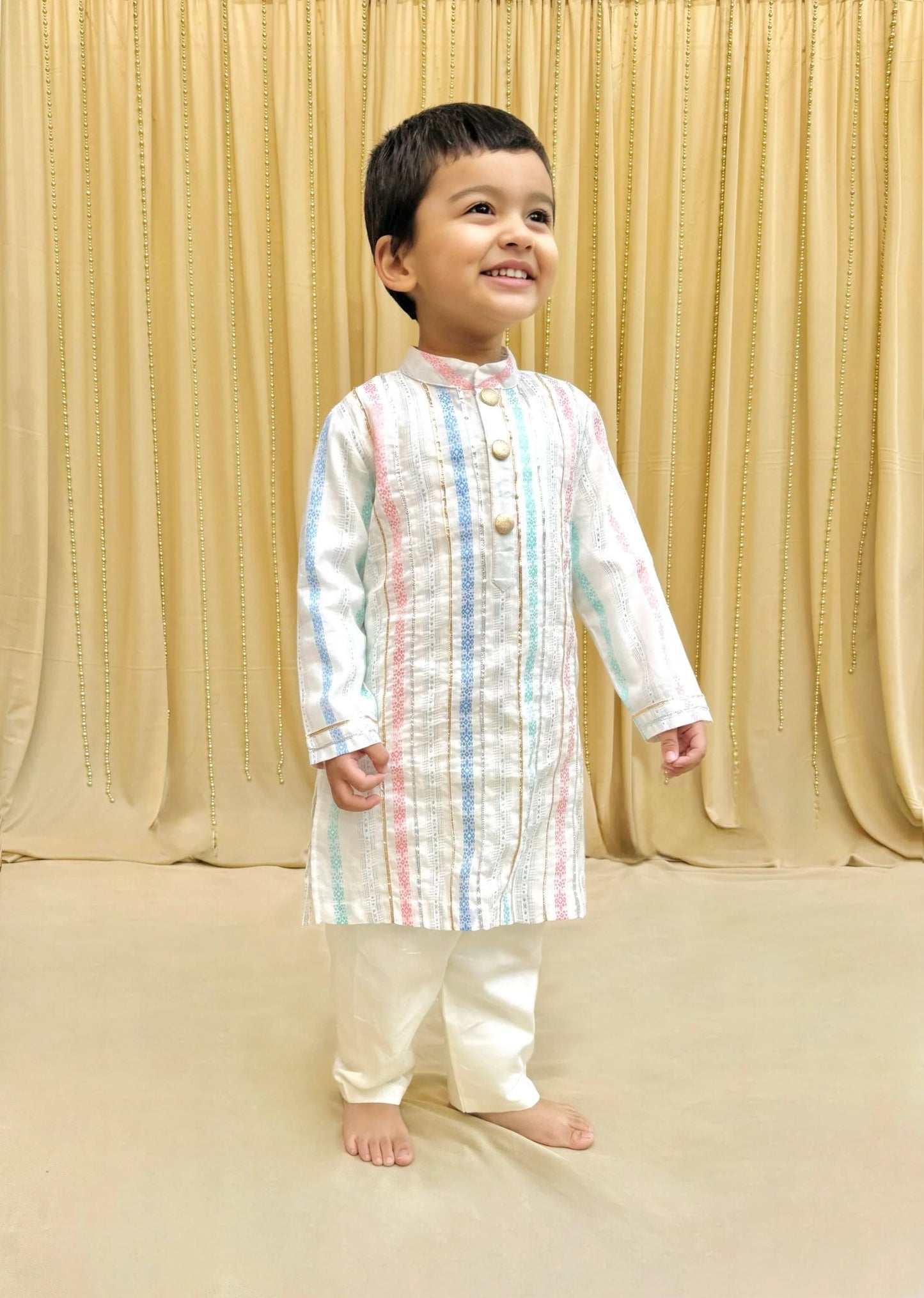 Off - white Kurta Pyjama Set - BYB PREMIUM