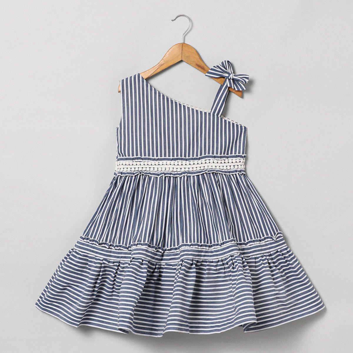 Off shoulder striper dress